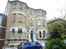 1 bedroom Flat to re...